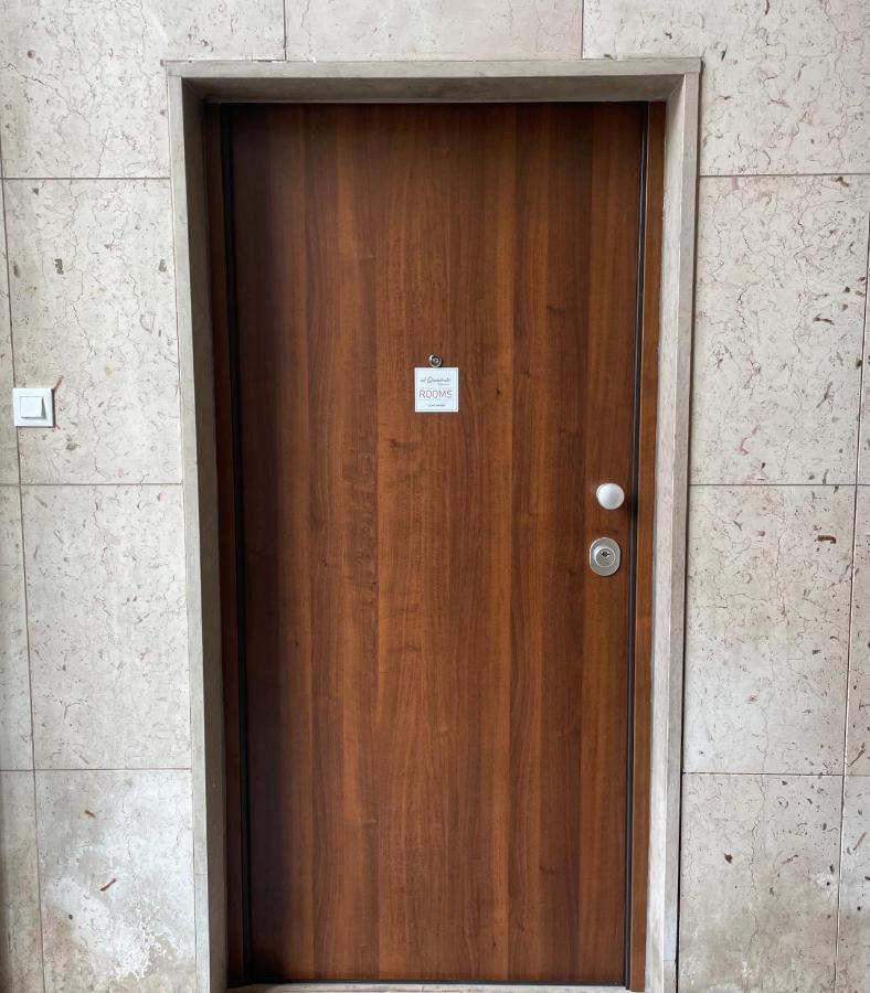 Alquadratorooms Специя Екстериор снимка